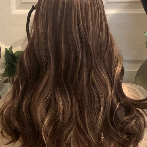 🌹Synthetic Chocolate Brown Highlights Wig - Picture 4 of 9